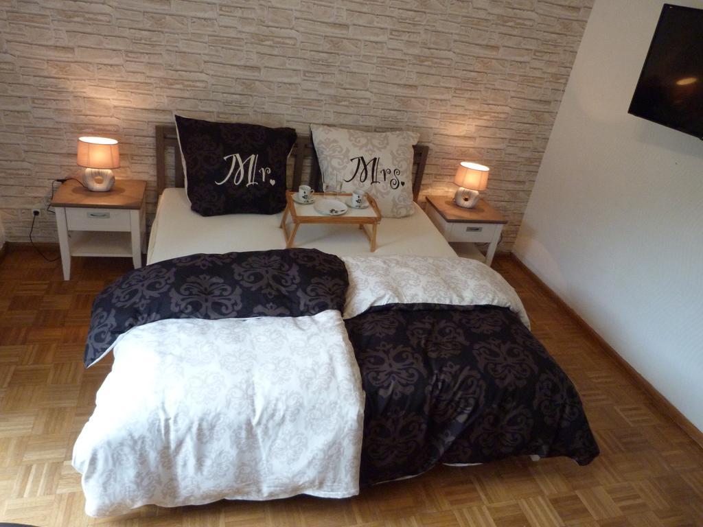 5X Balkon-Apartments Mit Kueche 40-65Qm Ruhrgebietferienwohnung Dobry-Fuchs Oberhausen  Habitación foto